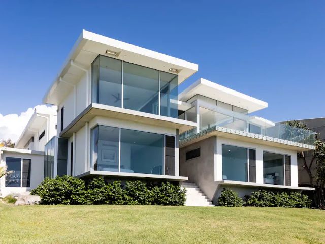 Australia, no se resiste al avance de la sociedad moderna y sus “caprichos” por la vivienda vacacional adaptadas a las modernas construcciones, irrumpiendo en el mercado adaptándose a las exigencias del sector